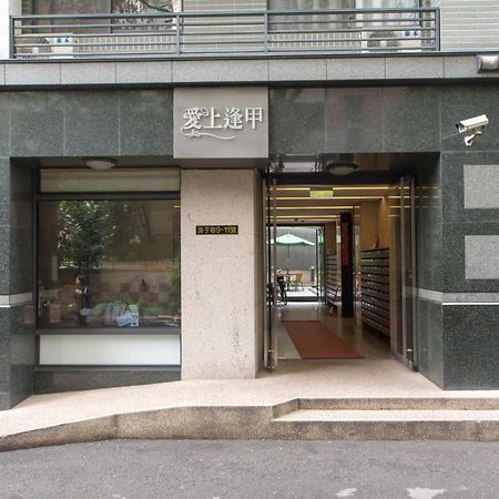 Fengjia Qing Su Homestay Taichung Buitenkant foto